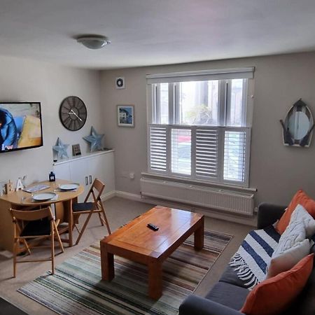 St Margaret'S Ground Floor And Lower Deck Apartment Ryde  Exterior foto